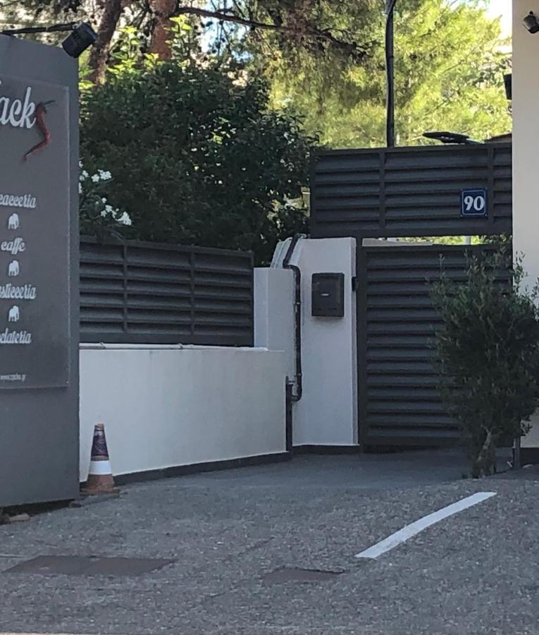 Zack's Piccolo Comfort Atene Esterno foto